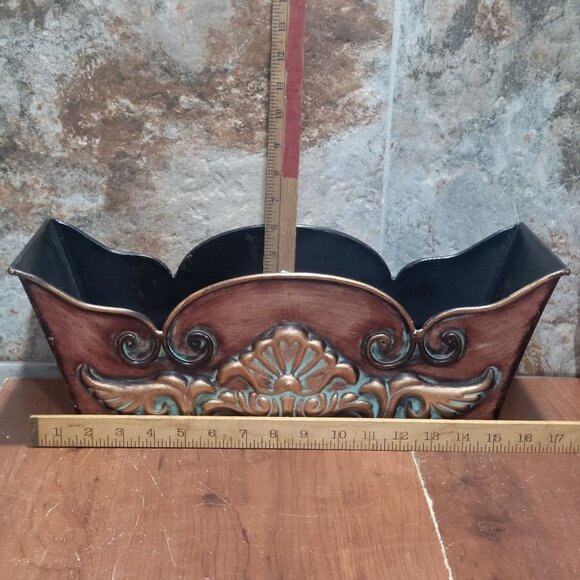 Scalloped Edge Metal Container Rectangular Planter - Picture 6 of 8